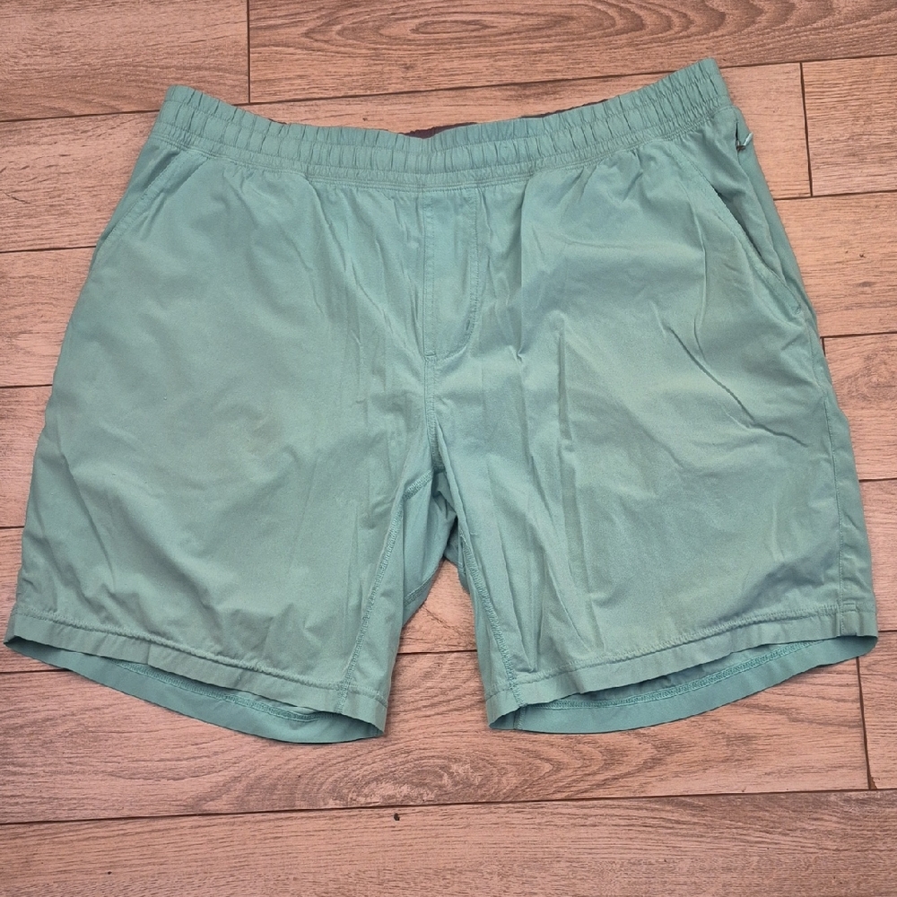RHONE Aqua Blue Turquoise Solid Nylon Blend Sz‎ XL Mens Casual Athletic Shorts